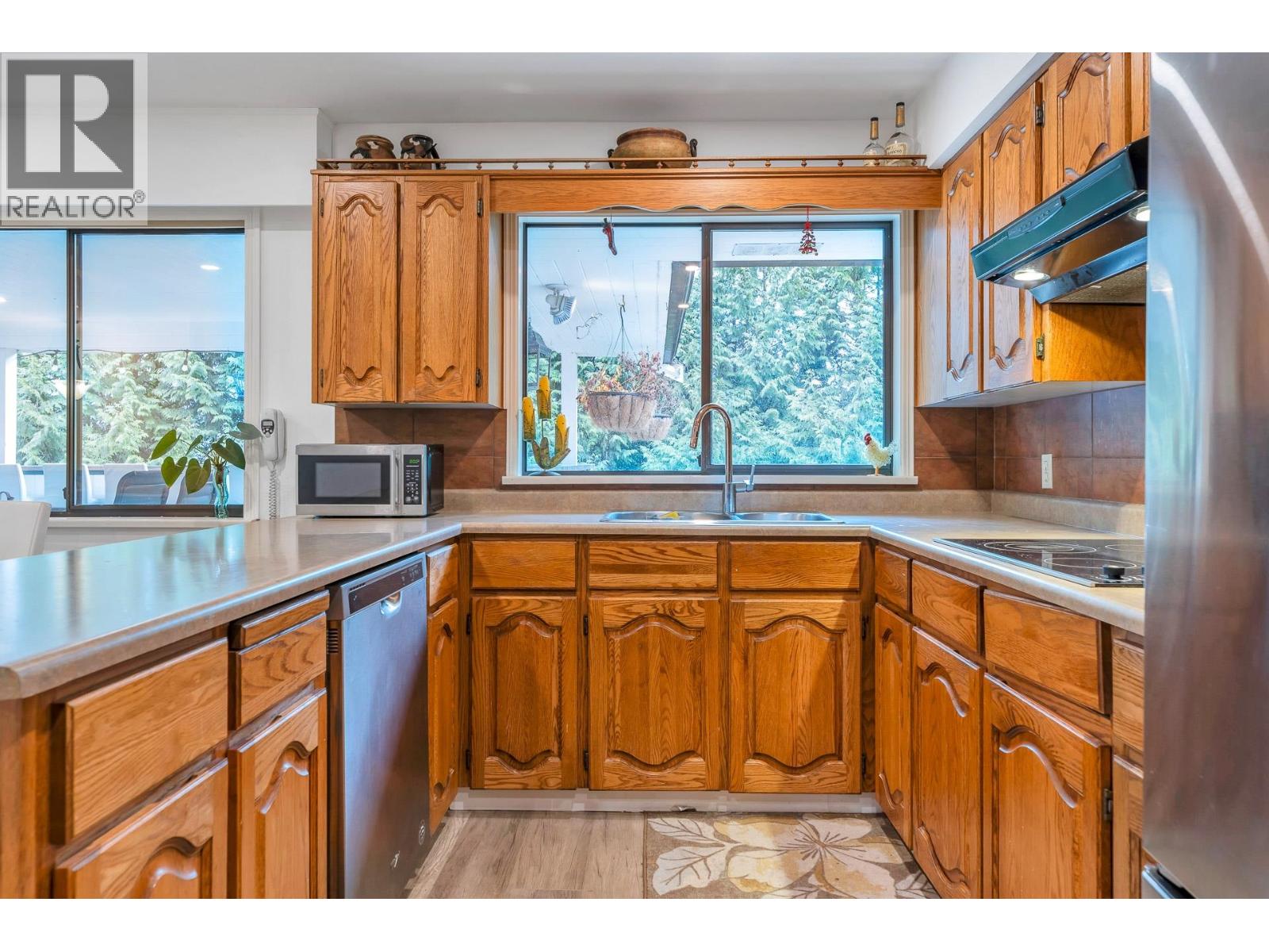 3775 Lincoln Avenue, Coquitlam, British Columbia  V3E 3H8 - Photo 24 - R3070706