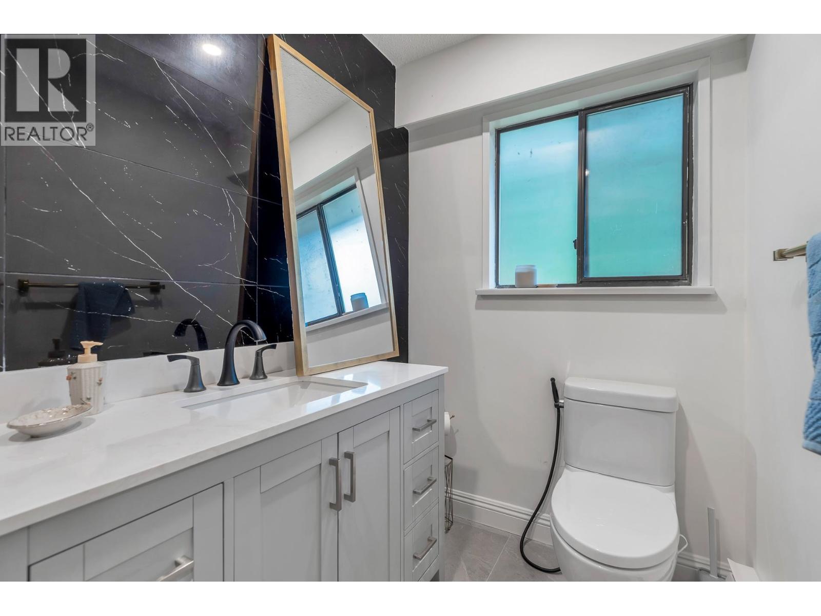 3775 Lincoln Avenue, Coquitlam, British Columbia  V3E 3H8 - Photo 29 - R3070706