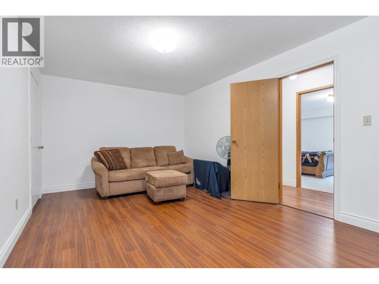 3775 Lincoln Avenue, Coquitlam, British Columbia  V3E 3H8 - Photo 8 - R3070706