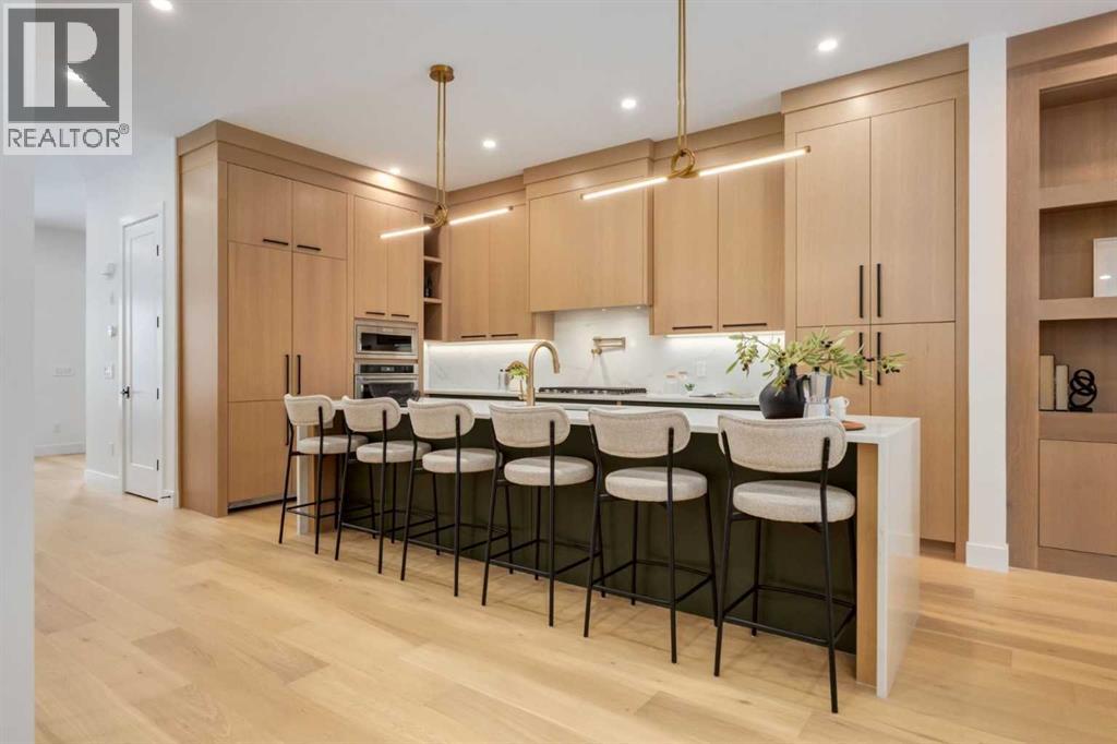 4834 22 Avenue Nw, Calgary, Alberta  T3B 0Y5 - Photo 5 - A2272685