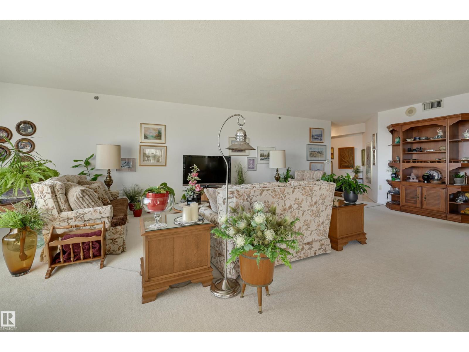 #1401 12319 Jasper Av Nw, Edmonton, Alberta  T5N 4A7 - Photo 5 - E4466897