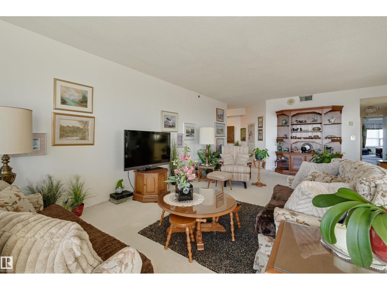 #1401 12319 Jasper Av Nw, Edmonton, Alberta  T5N 4A7 - Photo 6 - E4466897