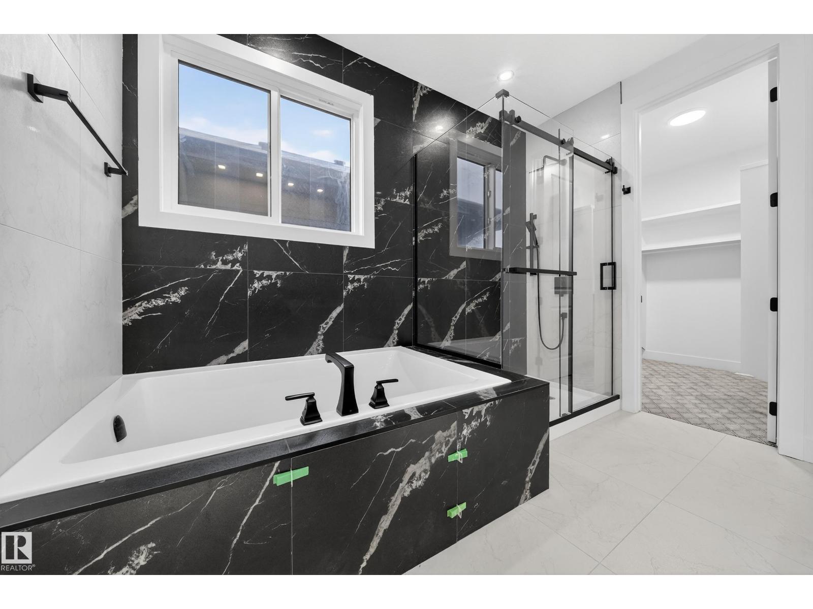 2010 Collip Cr Sw, Edmonton, Alberta  T6W 5T4 - Photo 62 - E4466898