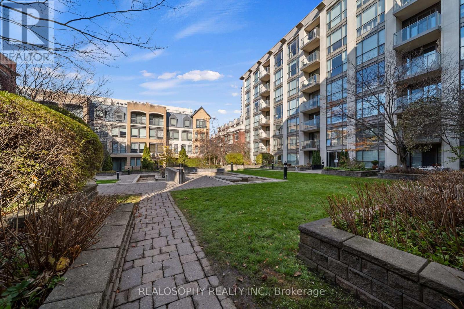 610 - 18 Beverley Street, Toronto, Ontario  M5T 3L2 - Photo 13 - C12581296