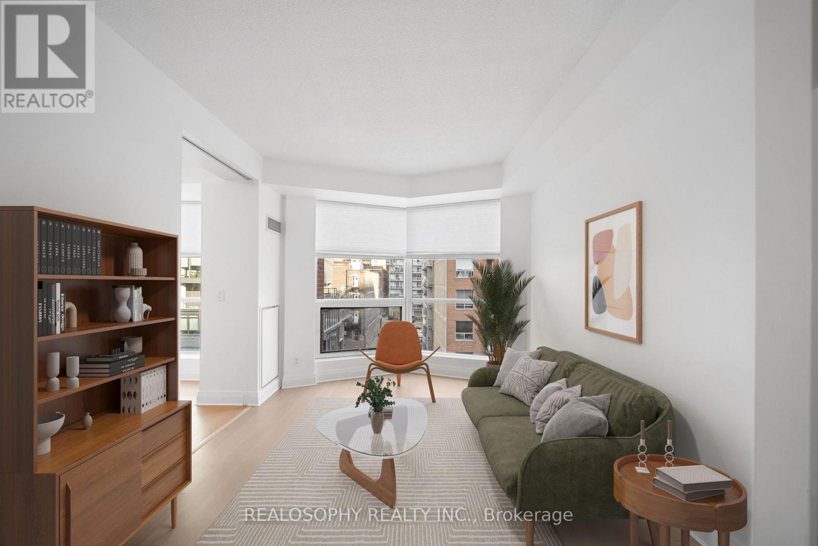 610 - 18 Beverley Street, Toronto, Ontario  M5T 3L2 - Photo 4 - C12581296