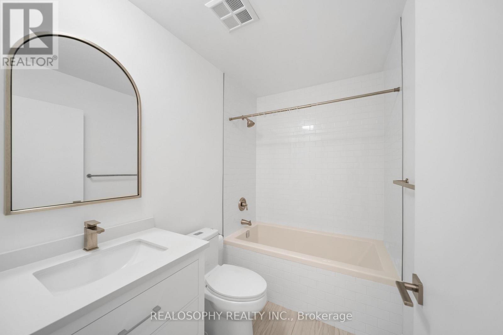 610 - 18 Beverley Street, Toronto, Ontario  M5T 3L2 - Photo 7 - C12581296