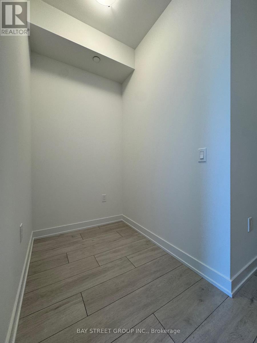 526 - 5858 Yonge Street, Toronto, Ontario  M2M 0C6 - Photo 4 - C12583358