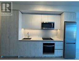 526 - 5858 Yonge Street, Toronto (Newtonbrook West), Ca