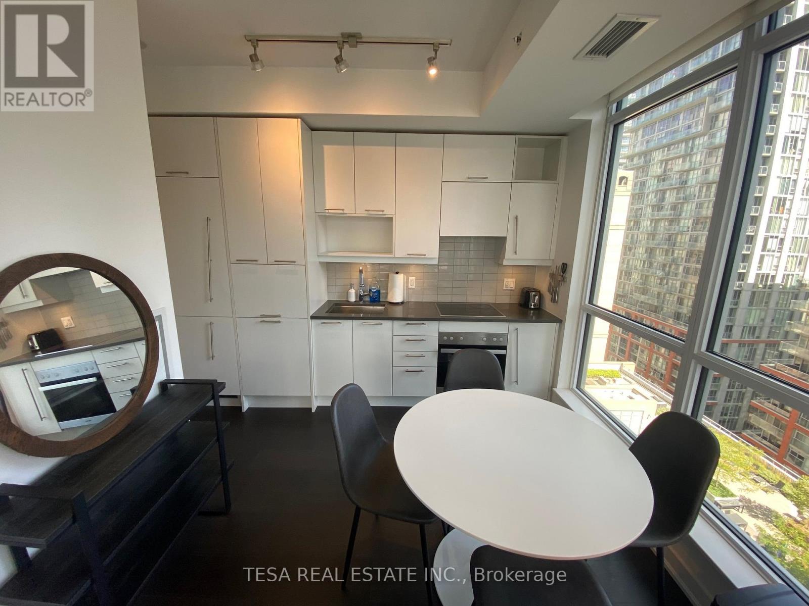 1207 - 199 Richmond Street W, Toronto, Ontario  M5V 0H4 - Photo 14 - C12583430