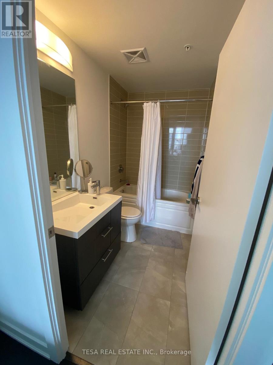 1207 - 199 Richmond Street W, Toronto, Ontario  M5V 0H4 - Photo 22 - C12583430