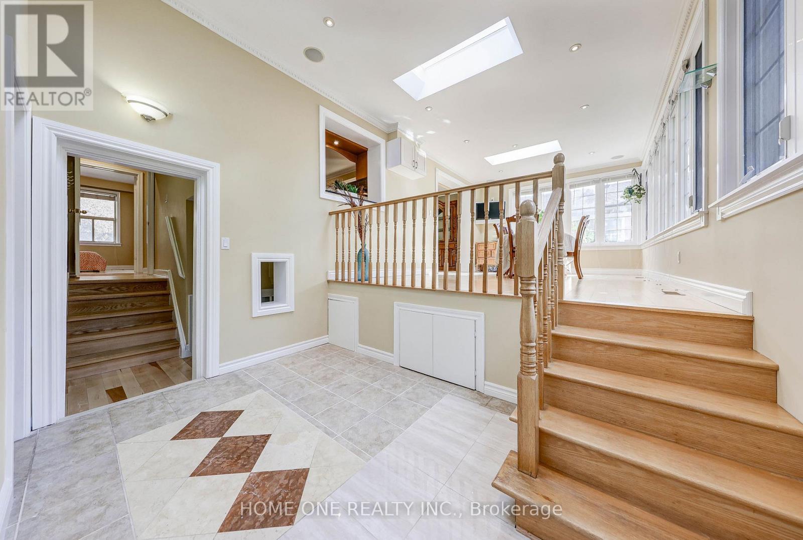 12 Lauralynn Crescent, Toronto, Ontario  M1S 2H4 - Photo 19 - E12583368