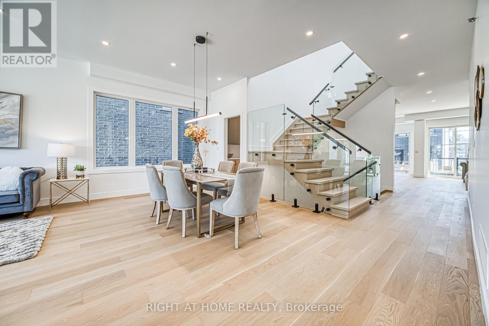 67 Bexhill Avenue, Toronto, Ontario  M1L 3B7 - Photo 5 - E12583422