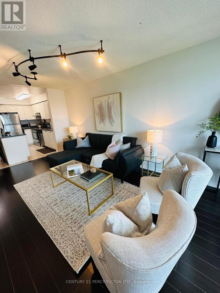 Lph12 - 39 Oneida Crescent, Richmond Hill, Ontario  L4B 4T9 - Photo 4 - N12583364