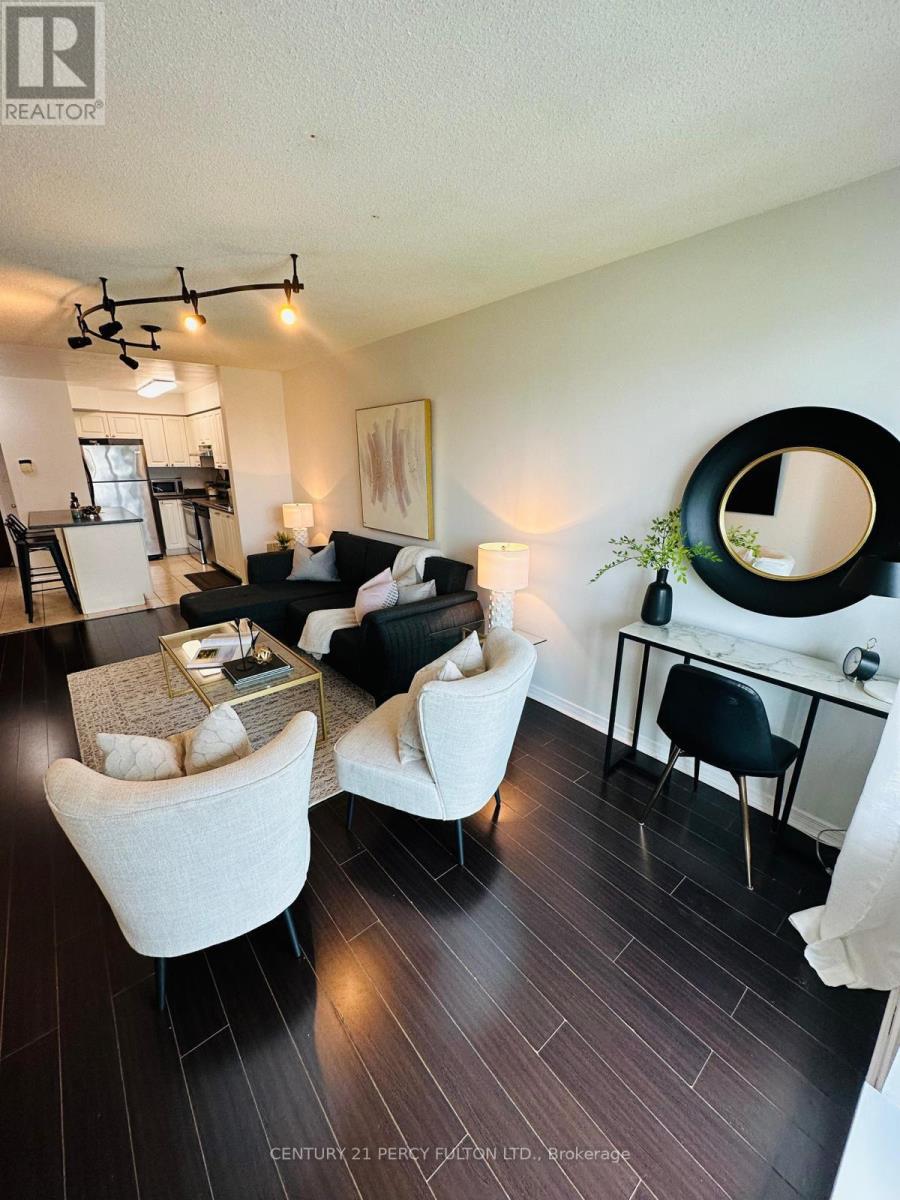 Lph12 - 39 Oneida Crescent, Richmond Hill, Ontario  L4B 4T9 - Photo 5 - N12583364