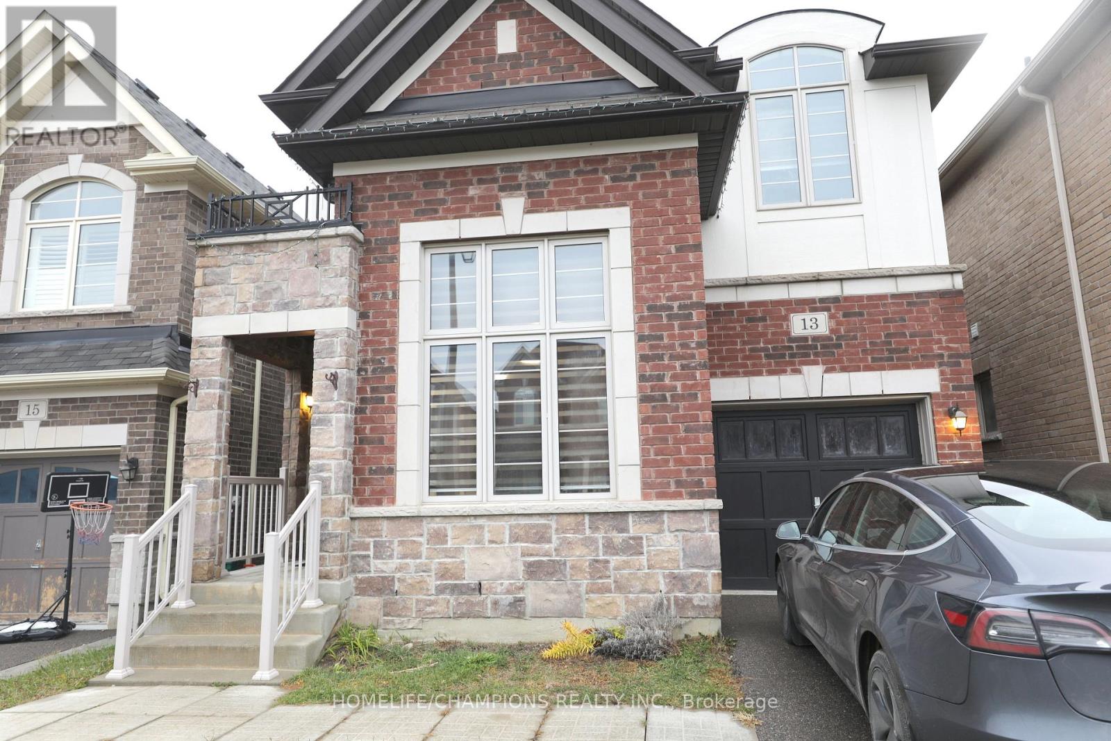 13 JOHN MOORE ROAD, East Gwillimbury, Ontario