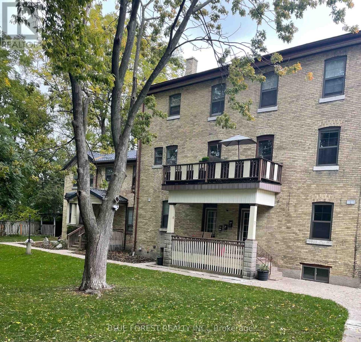 6 - 1 WAVERLY PLACE, London East, Ontario