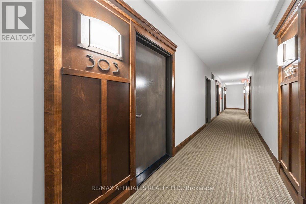 303 - 238 Besserer Street, Ottawa, Ontario K1N 6B1 - Photo 2 - X12582950