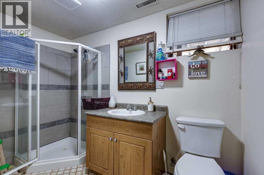 20 Larne Place, Penhold, Alberta  T0M 1R0 - Photo 33 - A2230765