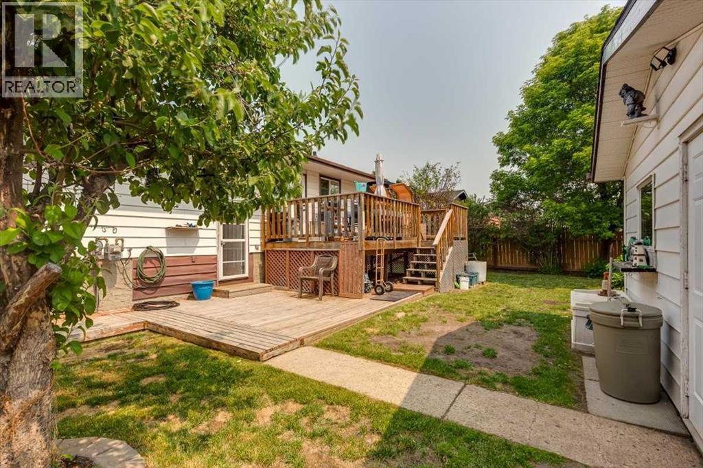 20 Larne Place, Penhold, Alberta  T0M 1R0 - Photo 36 - A2230765