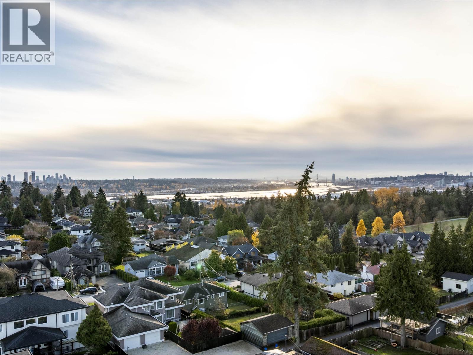 2146 Kugler Avenue, Coquitlam, British Columbia  V3K 2S6 - Photo 2 - R3068849