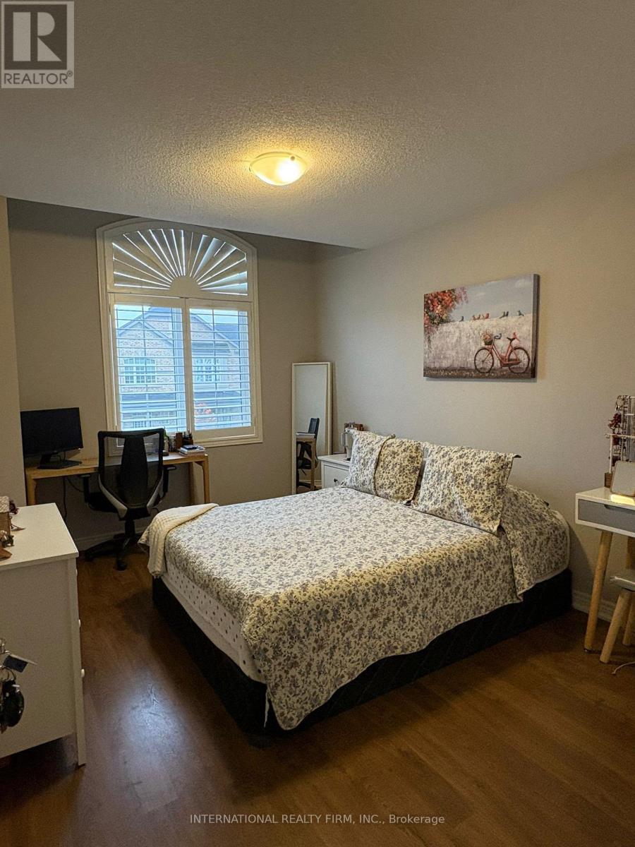 1477 Pratt Heights, Milton, Ontario  L9E 1J3 - Photo 8 - W12583362