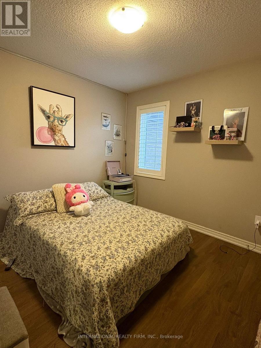 1477 Pratt Heights, Milton, Ontario  L9E 1J3 - Photo 9 - W12583362