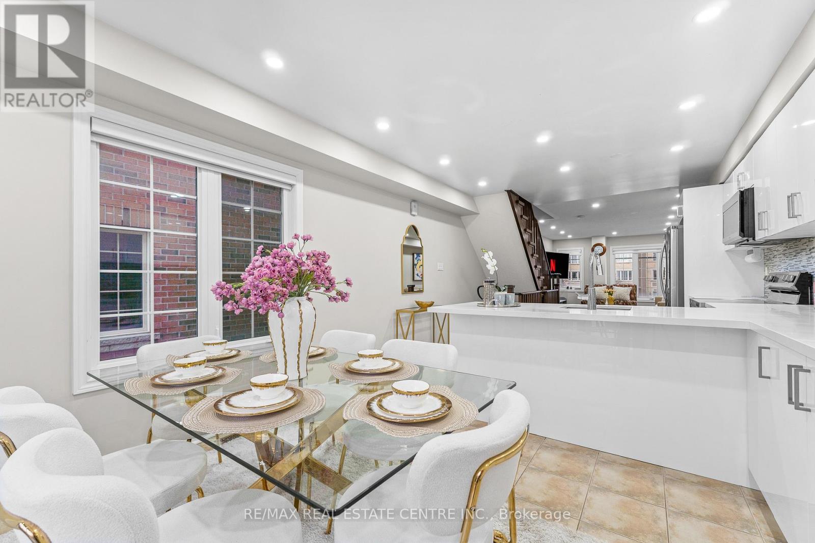 10 Shiraz Drive, Brampton, Ontario  L6R 0W7 - Photo 22 - W12583418