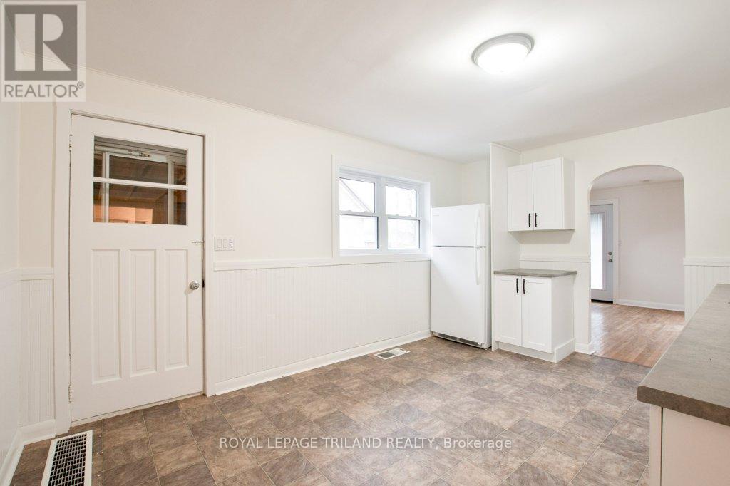 32 Linden Street, Aylmer, Ontario  K5H 1Y8 - Photo 10 - X12583474