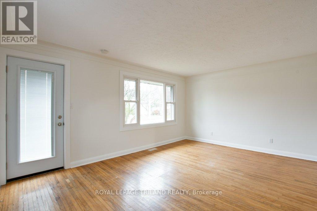 32 Linden Street, Aylmer, Ontario  K5H 1Y8 - Photo 6 - X12583474