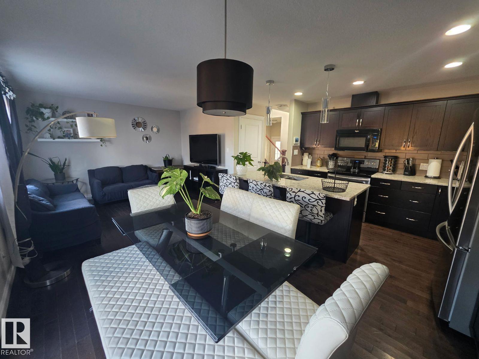 10314 99 St, Morinville, Alberta  T8R 0C2 - Photo 11 - E4466899