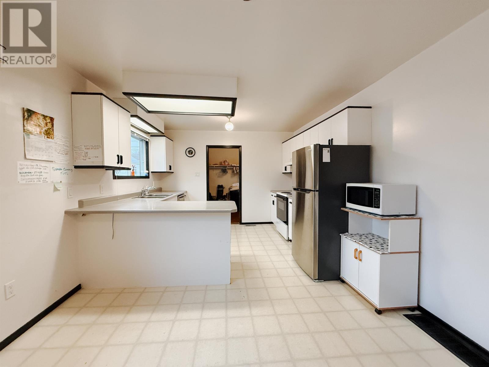 63 Peter Street West, Kenora, Ontario P9N 3R4 - Photo 13 - TB253554