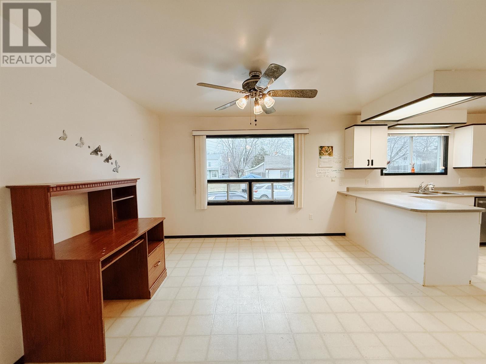 63 Peter Street West, Kenora, Ontario P9N 3R4 - Photo 16 - TB253554