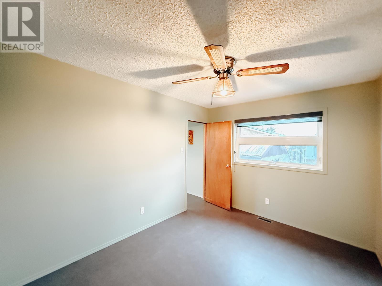 63 Peter Street West, Kenora, Ontario P9N 3R4 - Photo 20 - TB253554