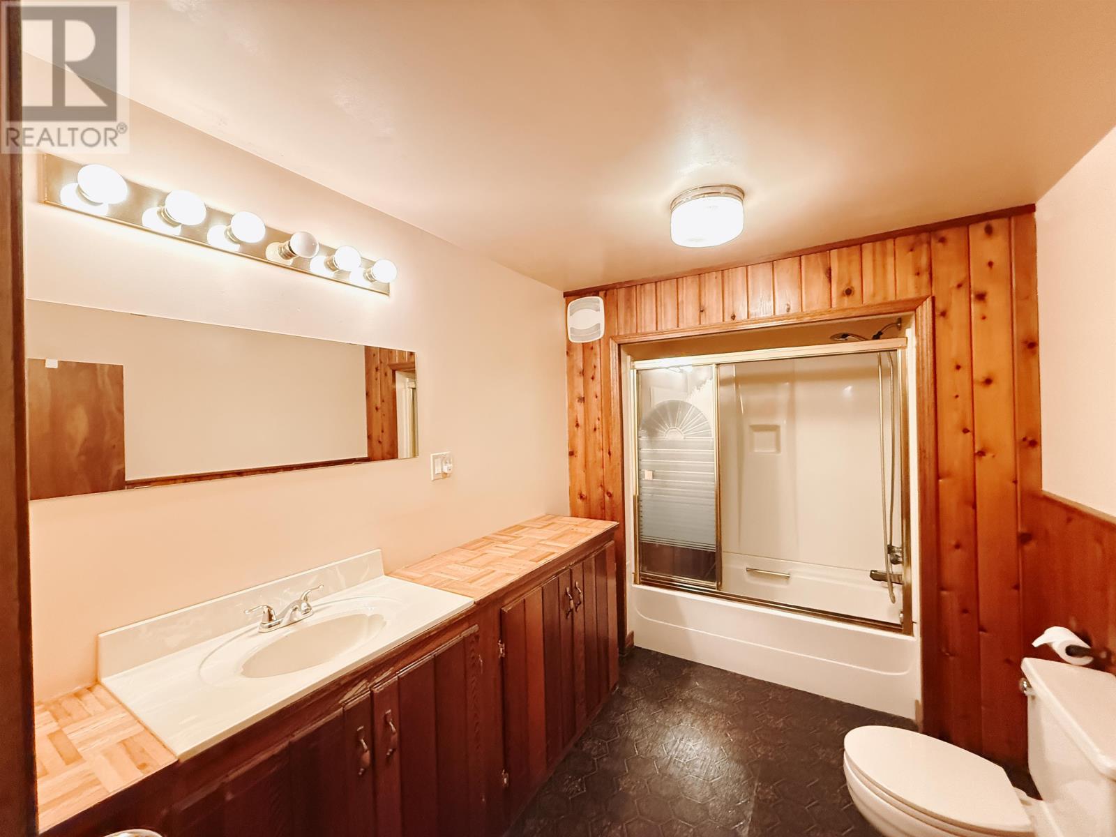 63 Peter Street West, Kenora, Ontario P9N 3R4 - Photo 23 - TB253554