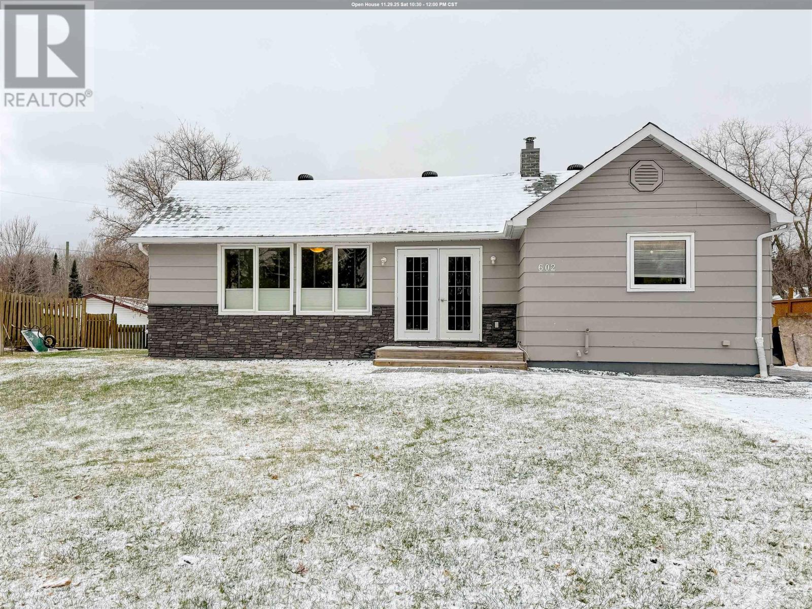 602 Fourteenth Avenue North, KENORA, Ontario