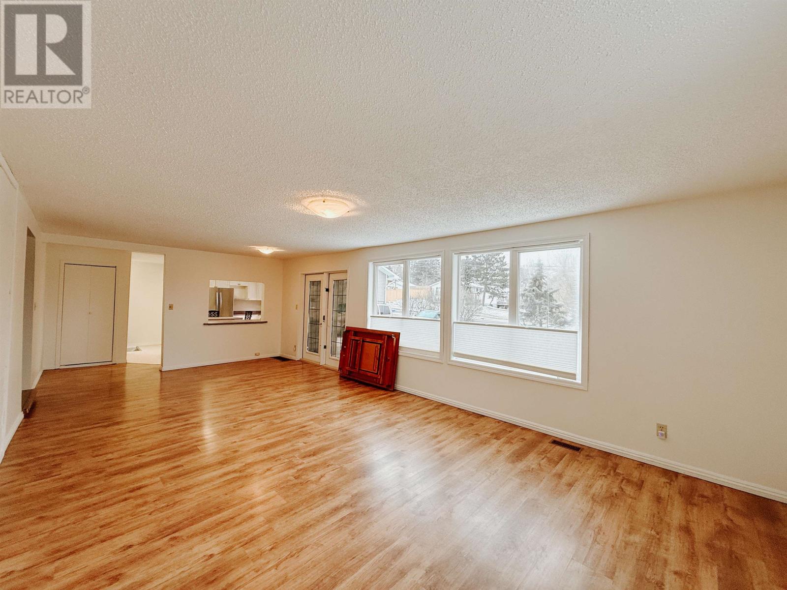 602 Fourteenth Avenue North, Kenora, Ontario  P9N 3L8 - Photo 4 - TB253562