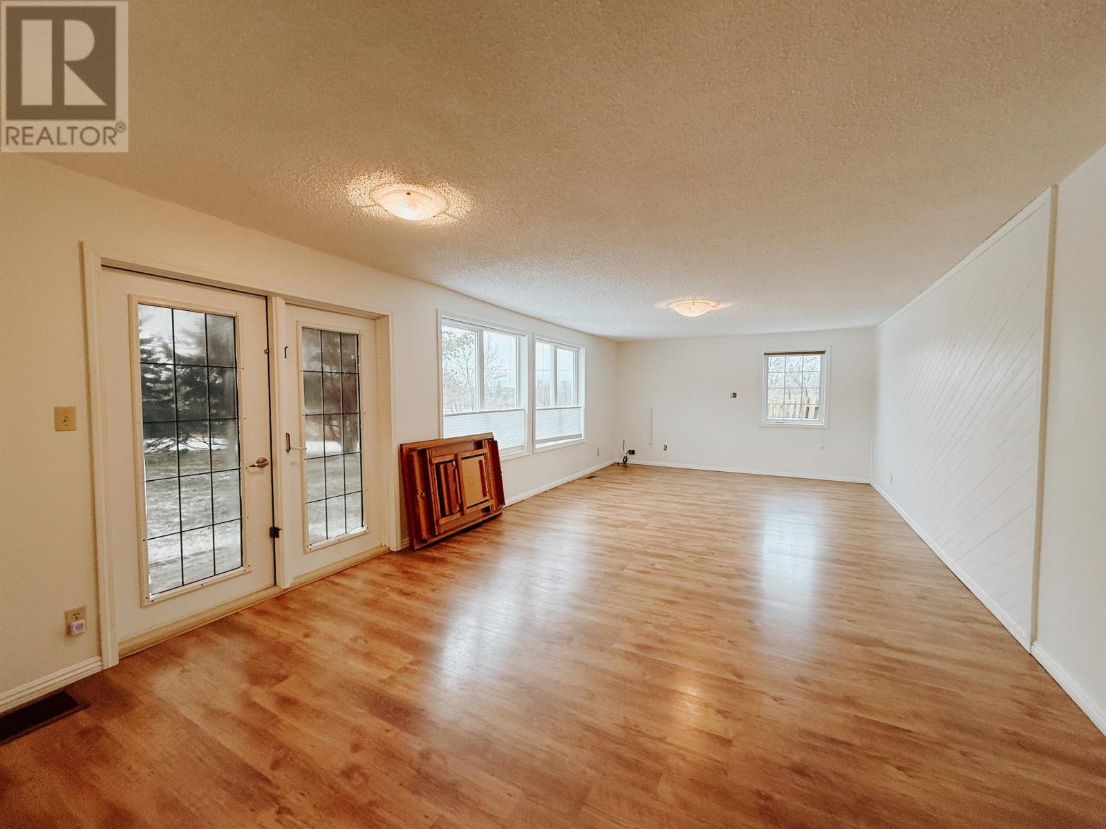 602 Fourteenth Avenue North, Kenora, Ontario  P9N 3L8 - Photo 7 - TB253562