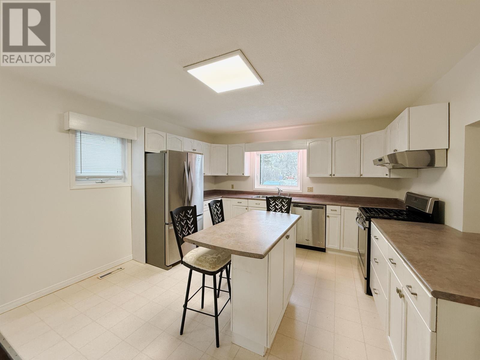 602 Fourteenth Avenue North, Kenora, Ontario  P9N 3L8 - Photo 9 - TB253562