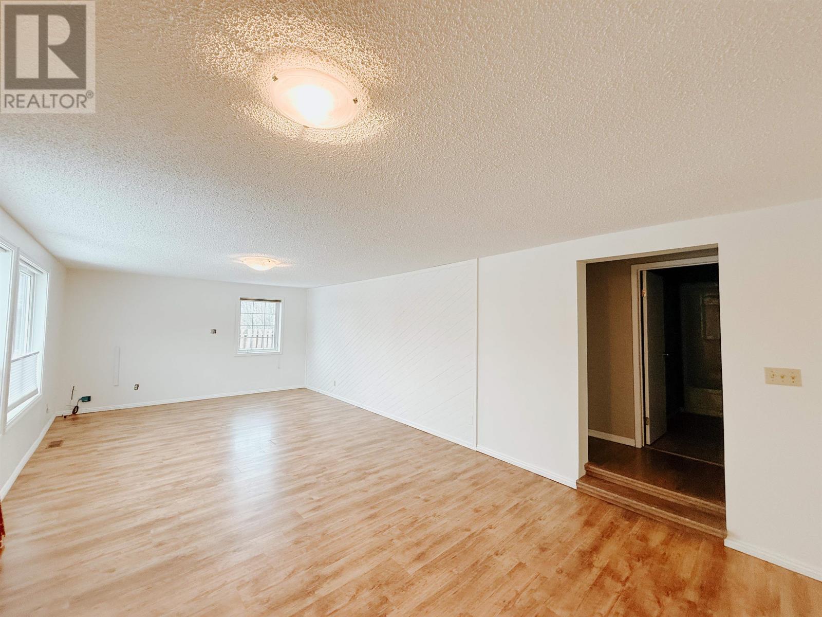 602 Fourteenth Avenue North, Kenora, Ontario  P9N 3L8 - Photo 6 - TB253562