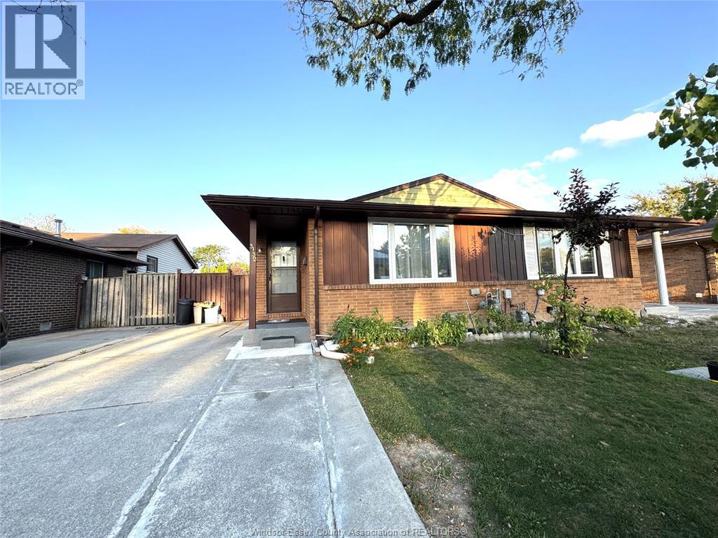 MLS# 25030720: 3132 ELMWOOD CRESCENT, Windsor, Canada