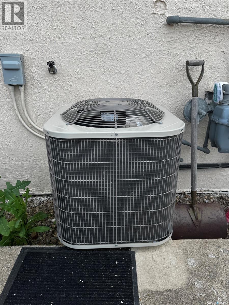 520 Bray Street E, Swift Current, Saskatchewan  S9H 4E3 - Photo 30 - SK008617