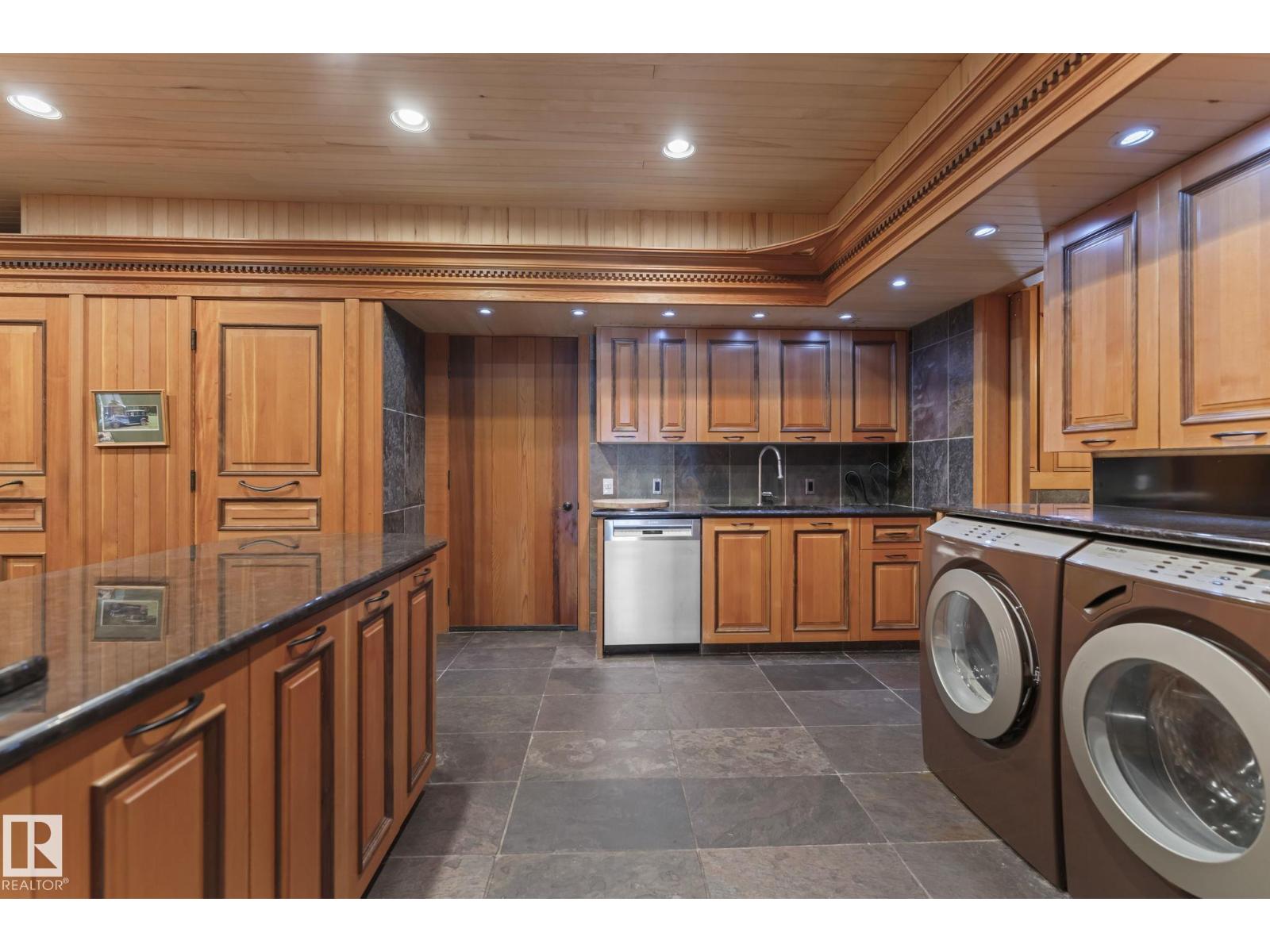 8 Valleyview Pt Nw, Edmonton, Alberta  T5R 5T4 - Photo 49 - E4466379