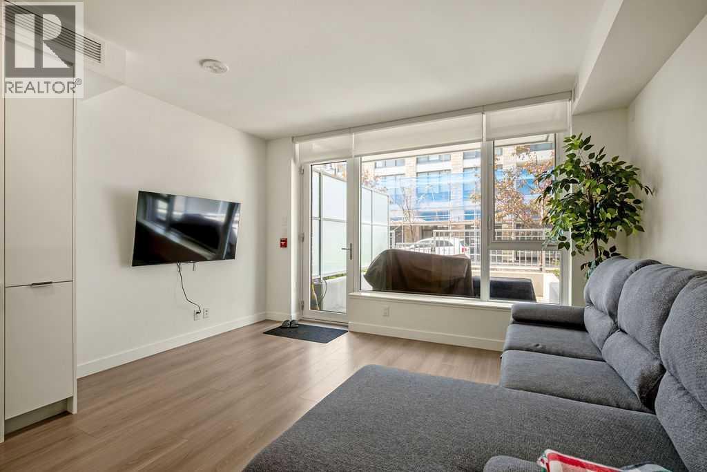 103, 108 Waterfront Court Sw, Calgary, Alberta  T2P 1K7 - Photo 5 - A2267231