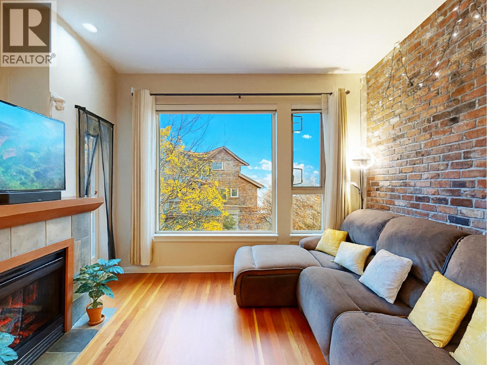 208 250 Salter Street, New Westminster, British Columbia  V3M 0B7 - Photo 12 - R3070596