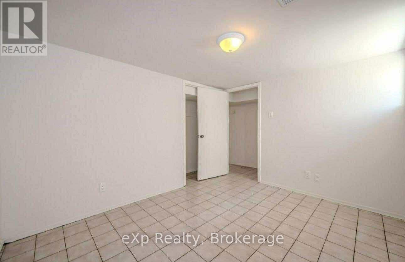 Lower - 233 Elizabeth Street, Guelph, Ontario  N1E 2X6 - Photo 7 - X12583444