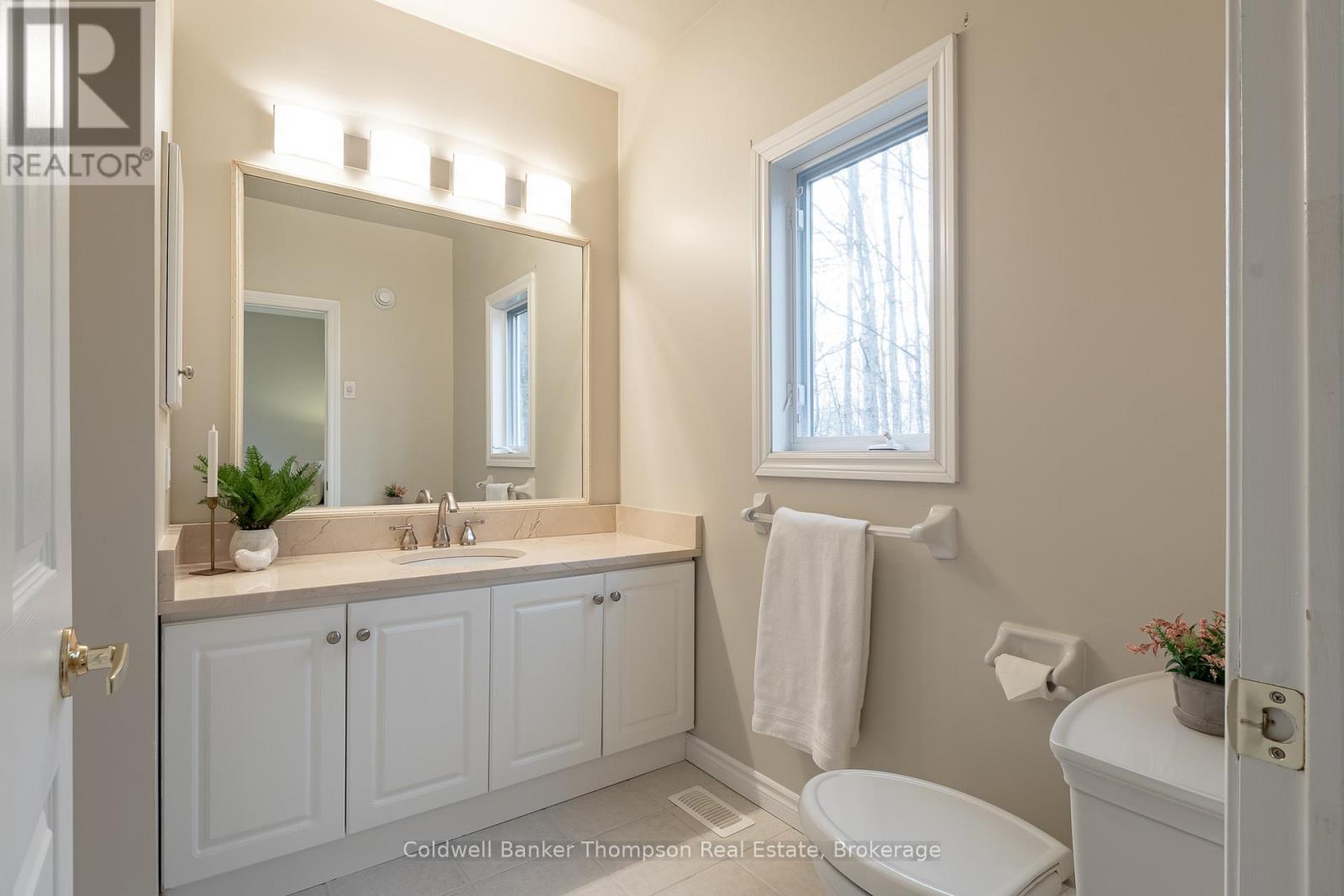 1259 Golf Course Road, Lake Of Bays, Ontario P1H 2J6 - Photo 26 - X12583486