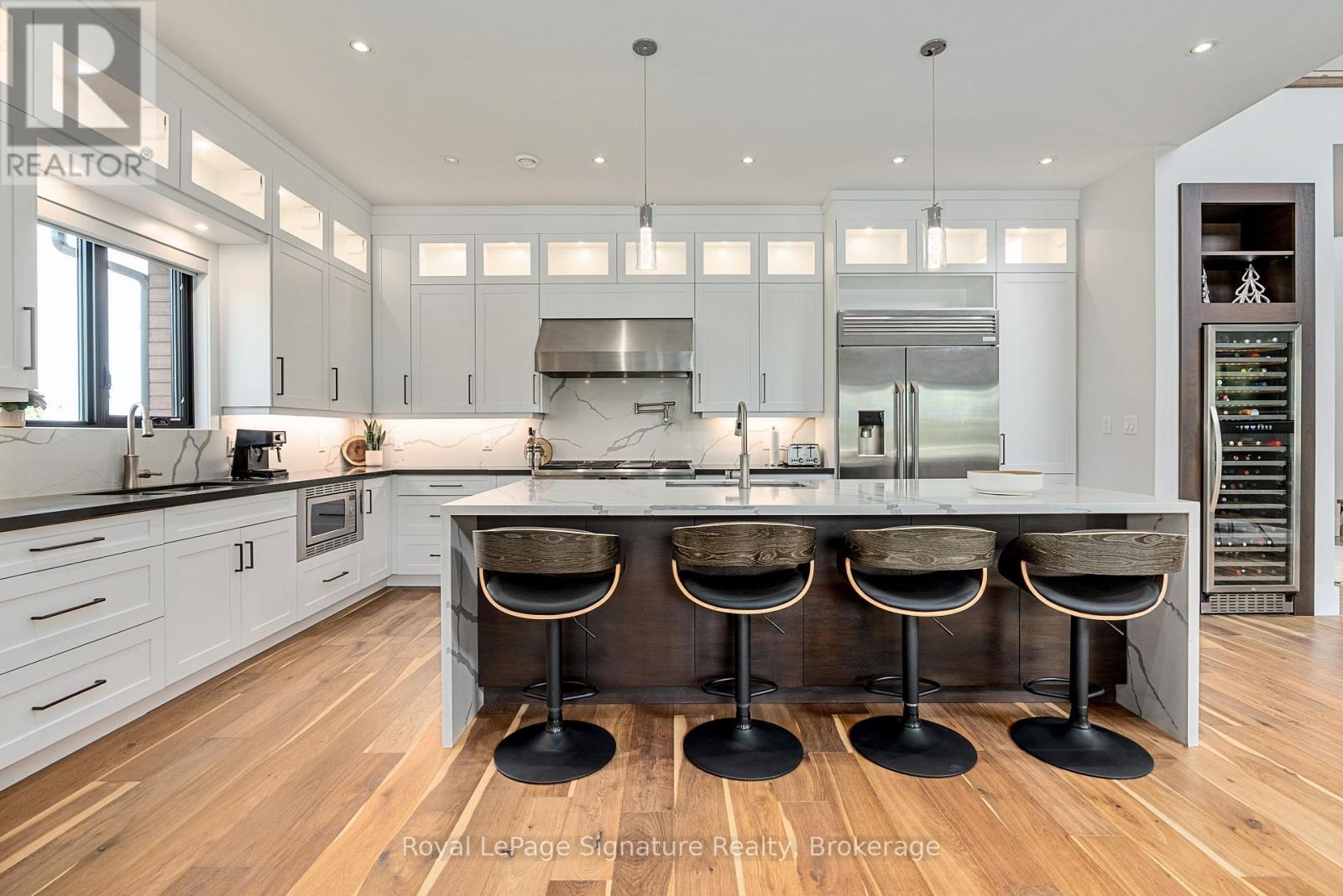 128 Arnot Crescent, Blue Mountains, Ontario  L9Y 0Z8 - Photo 9 - X12583542