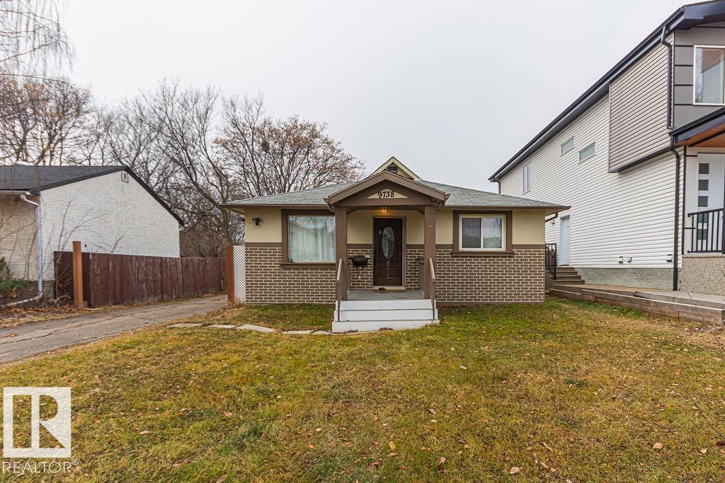 9738 152 St Nw, Edmonton, Alberta  T5P 1X1 - Photo 1 - E4466902