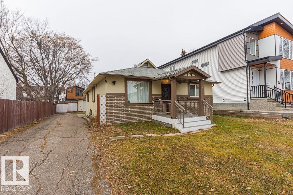 9738 152 St Nw, Edmonton, Alberta  T5P 1X1 - Photo 3 - E4466902