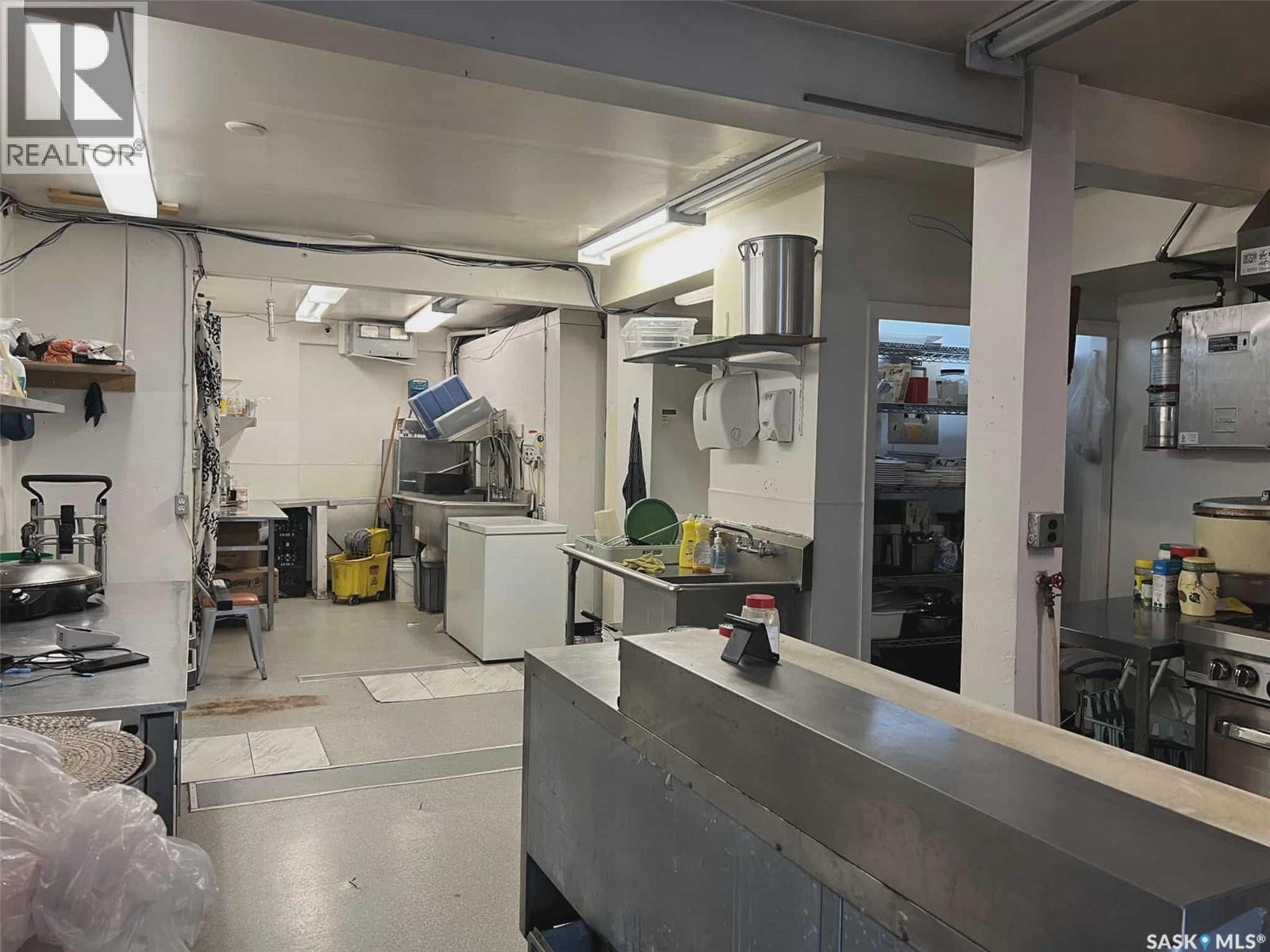 240 22nd Street E, Saskatoon, Saskatchewan  S7K 0E8 - Photo 7 - SK016076